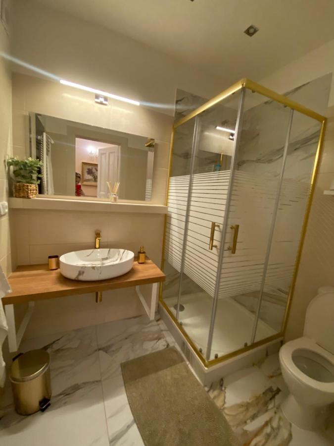 Stunning Charles Bridge Apartment Praha Eksteriør bilde