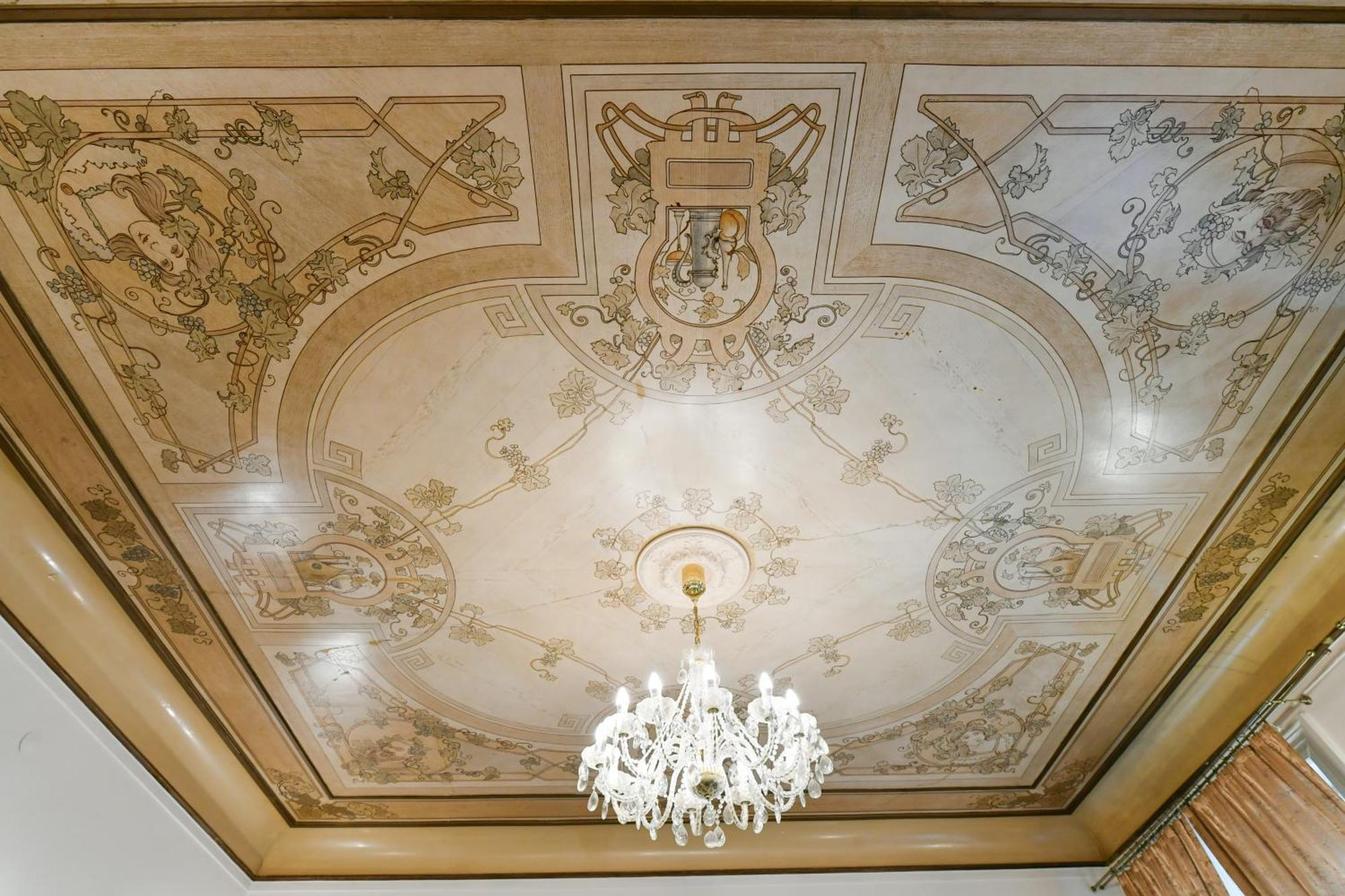 Stunning Charles Bridge Apartment Praha Eksteriør bilde
